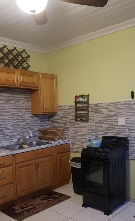 Eastwood Escape Otel Nassau Dış mekan fotoğraf